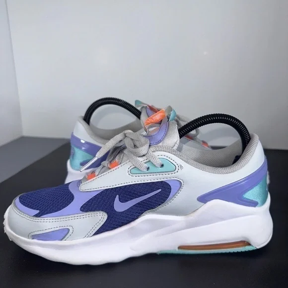 Nike Air Max Bolt Women’s Sneaker Dk Purple Dust/Light Thistle Size: 6Y - Picture 6 of 10